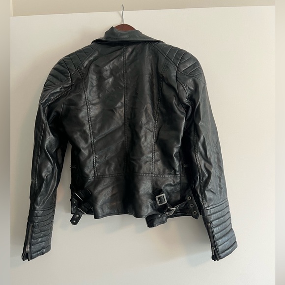 Women’s black Reitmans “leather” jacket XS - Picture 3 of 3